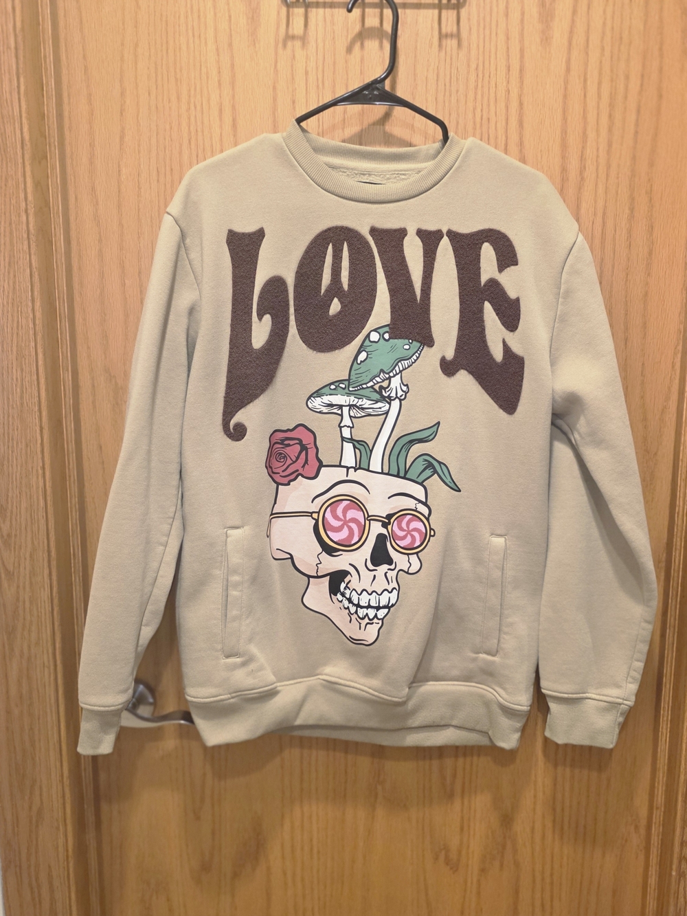 Reason Beige 'LOVE' Skull Graphic Crewneck Sweatshirt